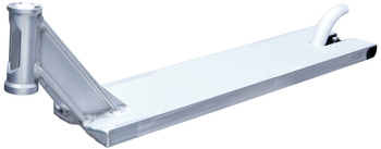 d Výkonnostní skútr District Mythos Deck