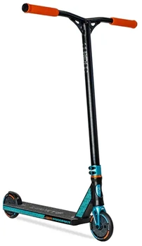 Výkonný skútr - Lucky Prospect